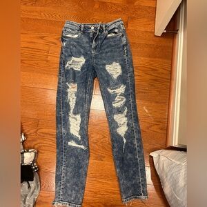 dark wash american eagle ripped jeans size:0
